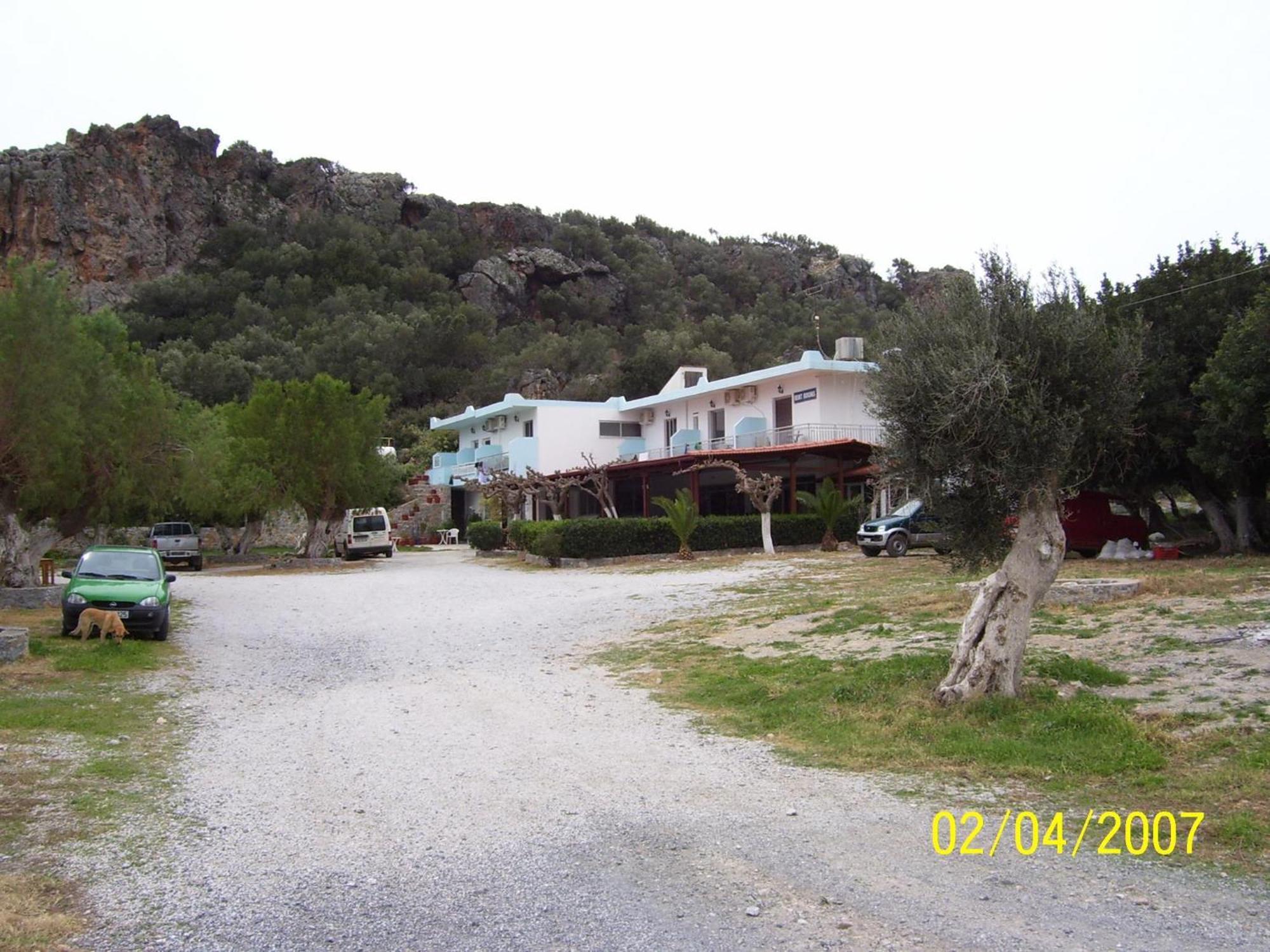 Nikos & Anna Rooms Rodhákinon Bagian luar foto