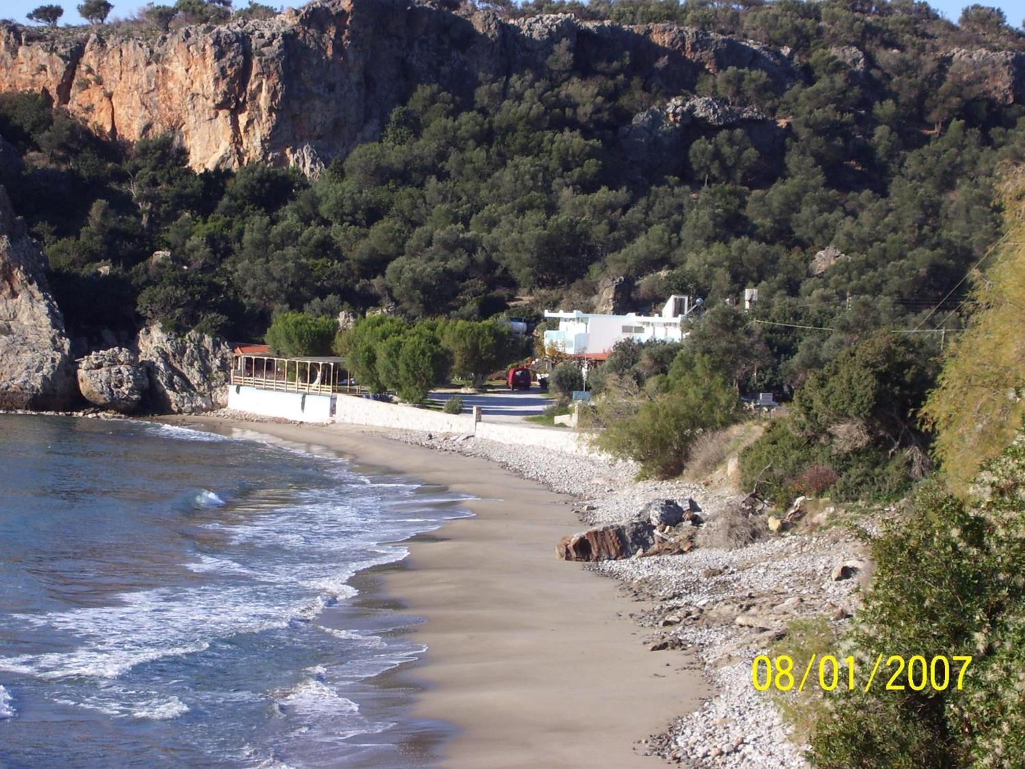 Nikos & Anna Rooms Rodhákinon Bagian luar foto